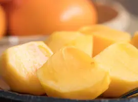 庄内柿（焼酎脱渋）