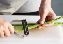 グリーンアスパラガスのぬか漬け